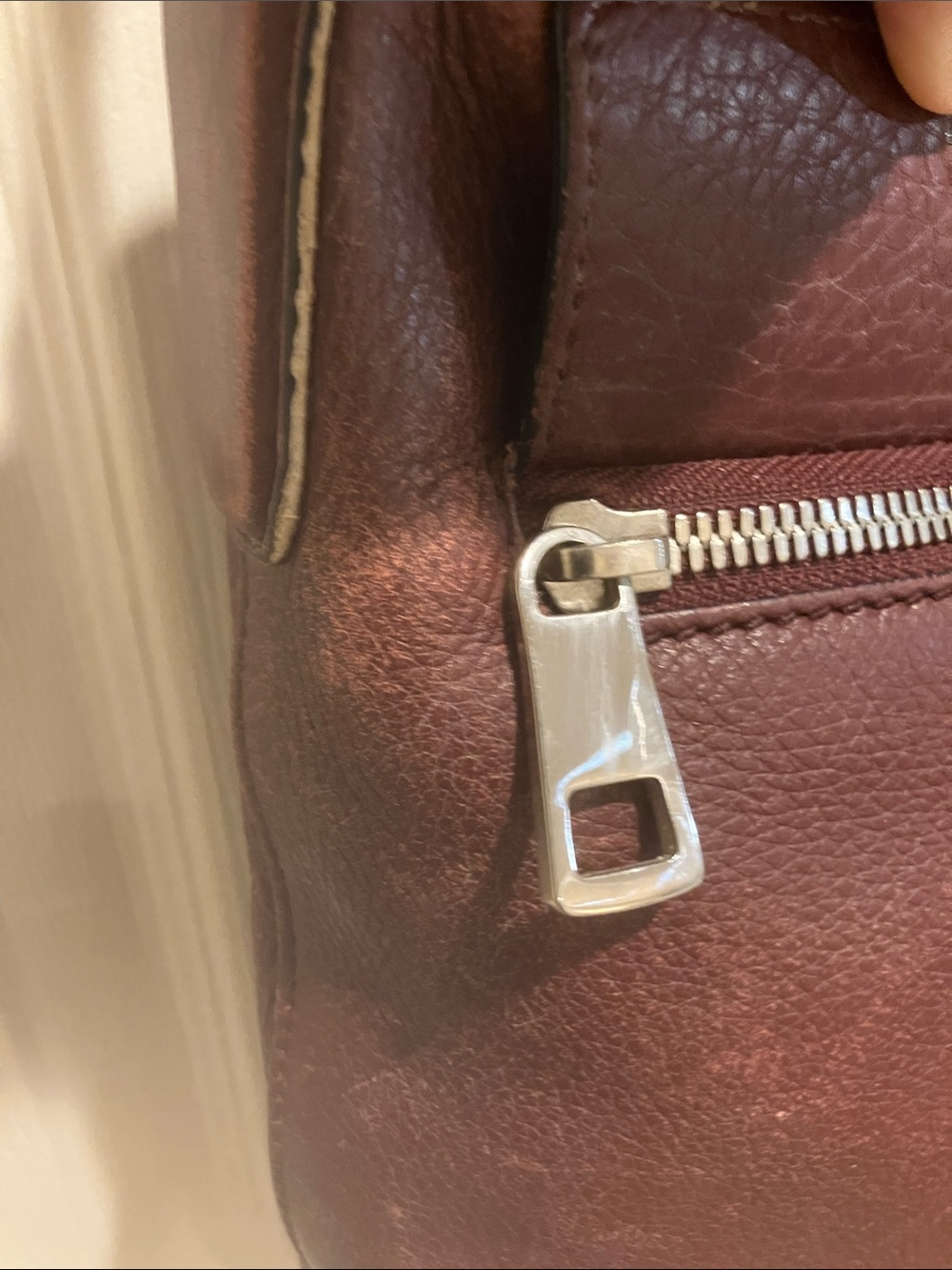 Gucci Soho Interlocking GG Crossbody Bag Wine Bordeaux Leather - Picture 9 of 14